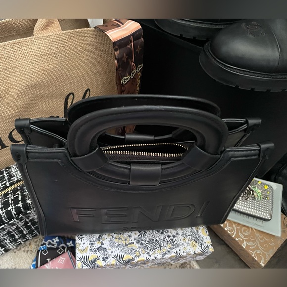 DEVON✨Polka Dot Twilly for your favorite handbag✨NEW - Picture 6 of 14